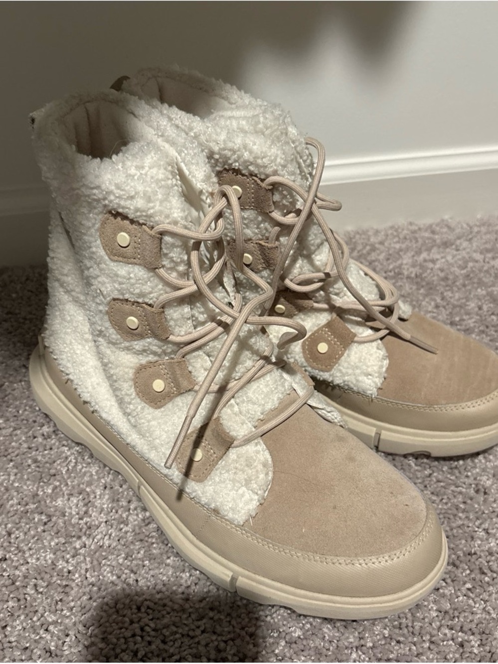 Sorel Cozy Sherpa Lace-Up Snow Boot - Cream/Taupe